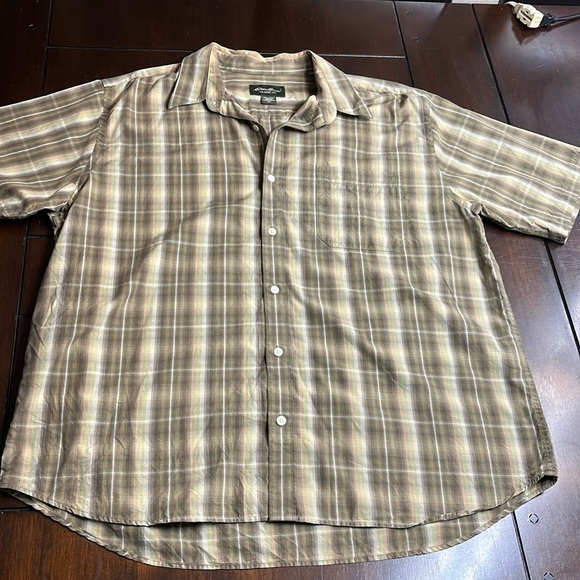Men’s Eddie Bauer Classic Fit Button Down Plaid Shirt - Picture 1 of 7